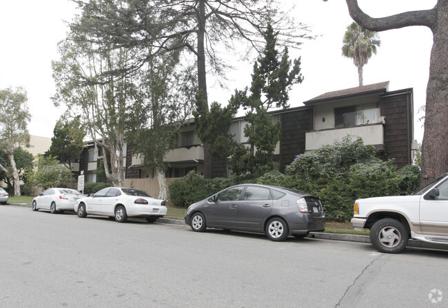 Building Photo - 10841 Whipple St