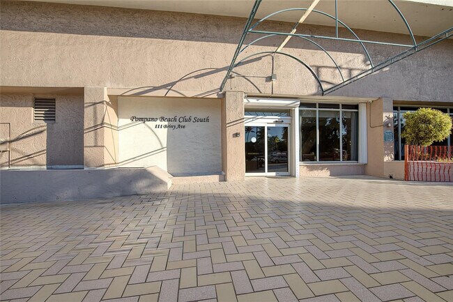 Building Photo - 111 Briny Ave