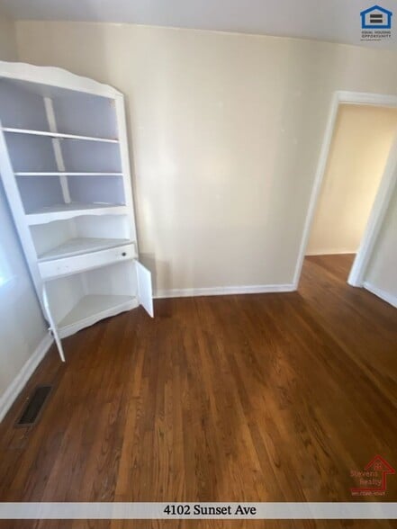 Building Photo - 4102 Sunset Ave