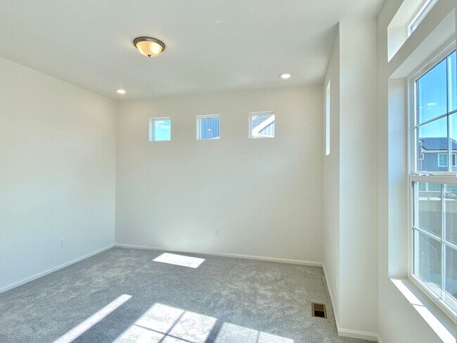 Building Photo - 21805 E 44th Pl