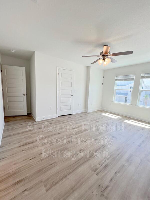 Building Photo - 10 Redbird Lp