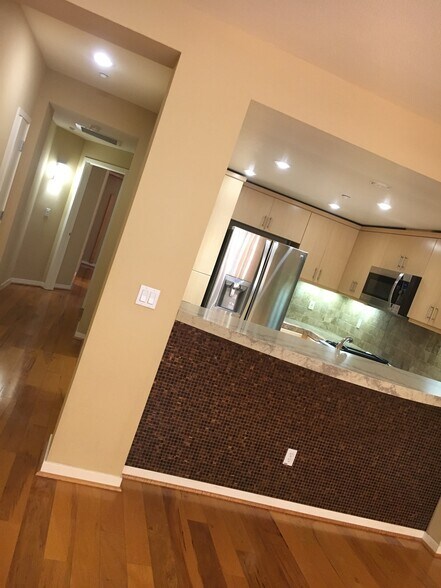 Building Photo - 2949 Glascock St