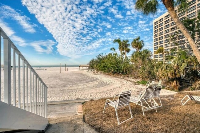 Building Photo - 6006 Midnight Pass Rd