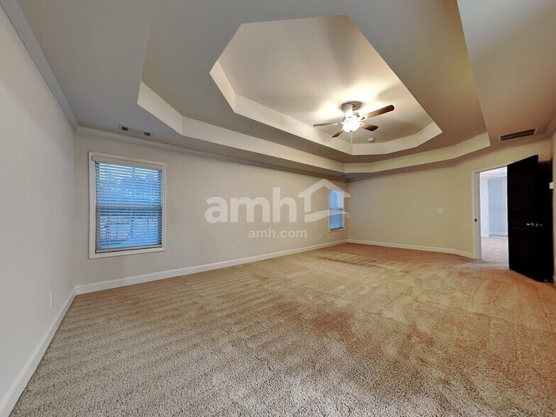 Building Photo - 1279 Victoria Walk Ln