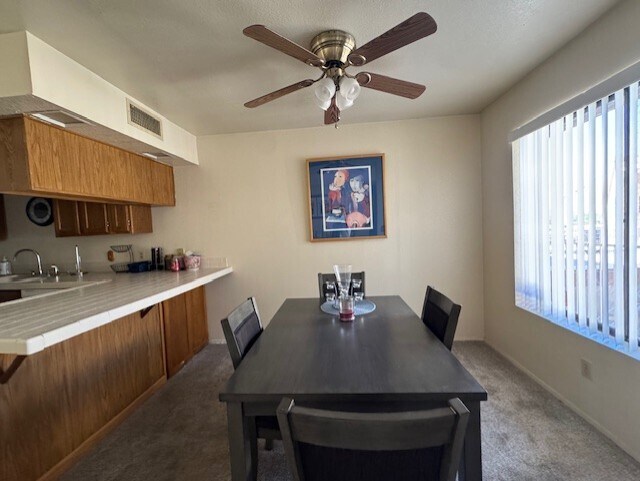 Building Photo - 454 Riverfront Dr