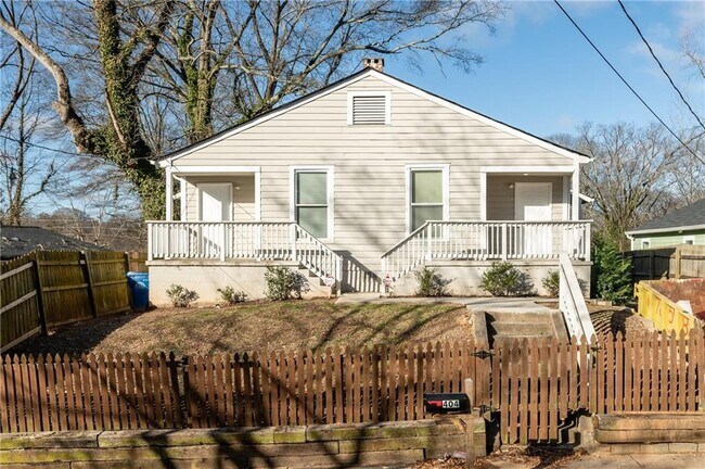 Building Photo - 404 Paines Ave NW