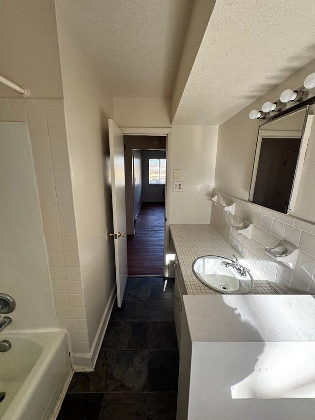 Building Photo - 2/1 Duplex in Cleveland County, NC