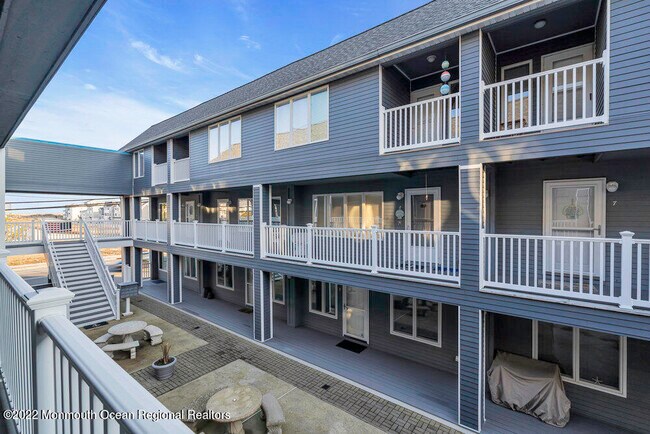 Building Photo - 1709 NJ-35