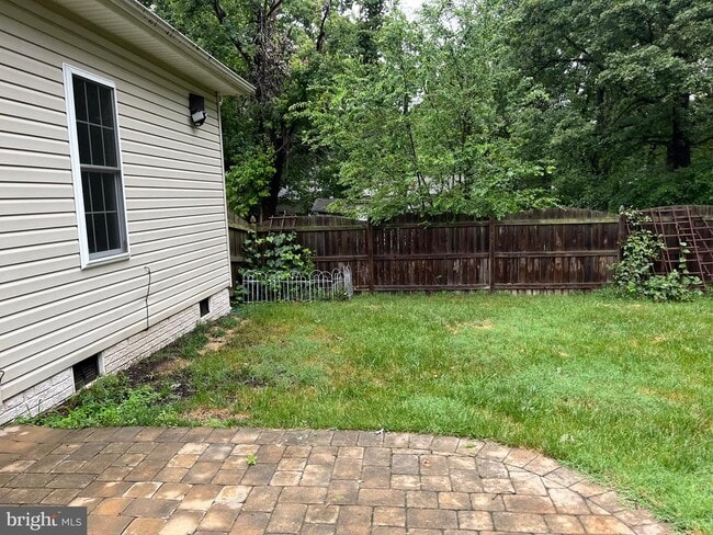 Building Photo - 113 Hotchkiss St