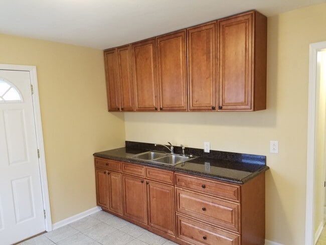 Building Photo - 5333 N 51st Blvd