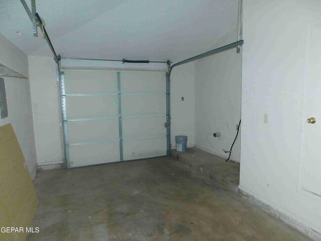 Building Photo - 11957 Picasso Dr