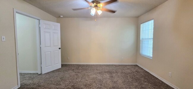 Building Photo - The Gardens at The Summit~Three Bedroom To...