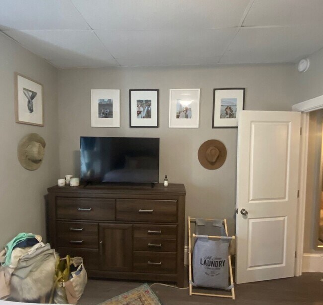 Interior Photo - 133 Eutaw