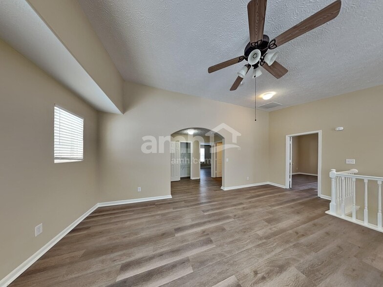 Building Photo - 8067 Lawrence Woods Pl