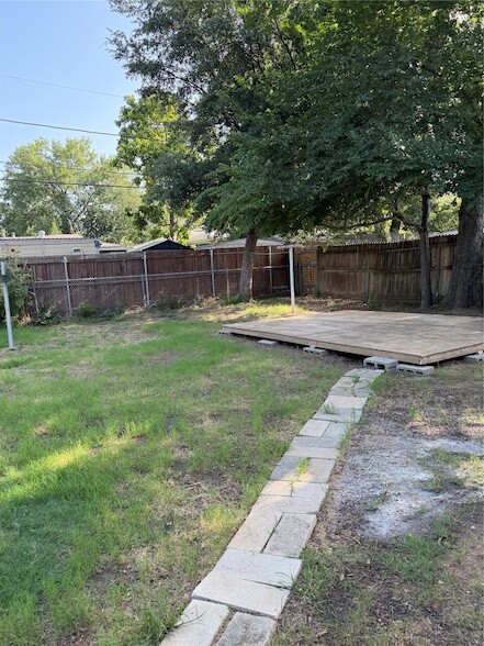 Building Photo - 5509 Norma St