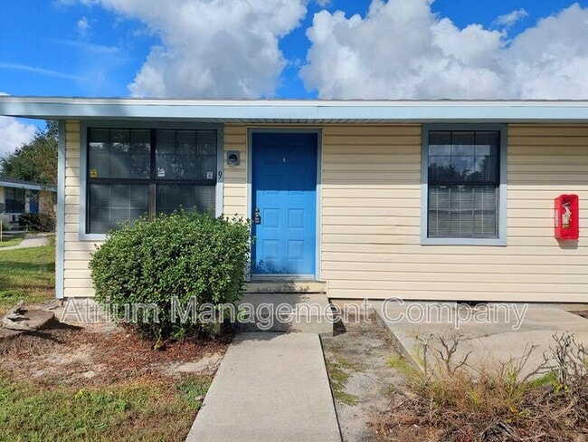 Building Photo - 1295 N Holland Pkwy