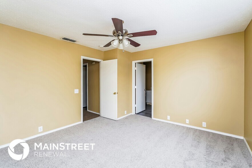 Building Photo - 8520 Gatlinburg Dr