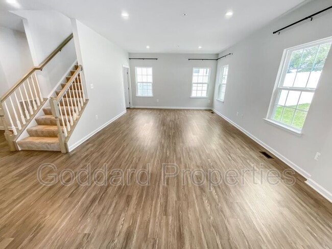 Building Photo - 7893 Jasons Landing Way