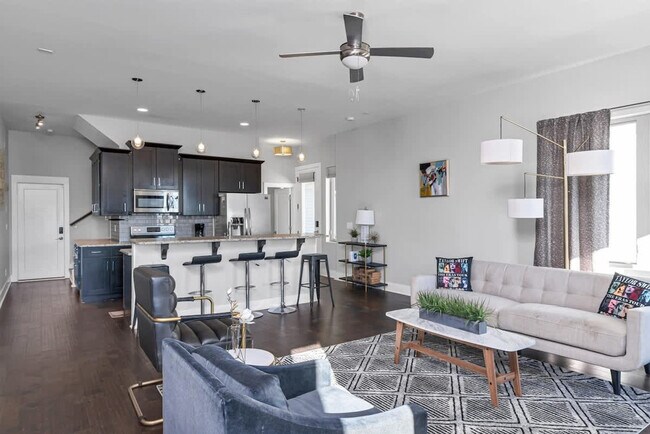 Building Photo - 12A Fern Ave