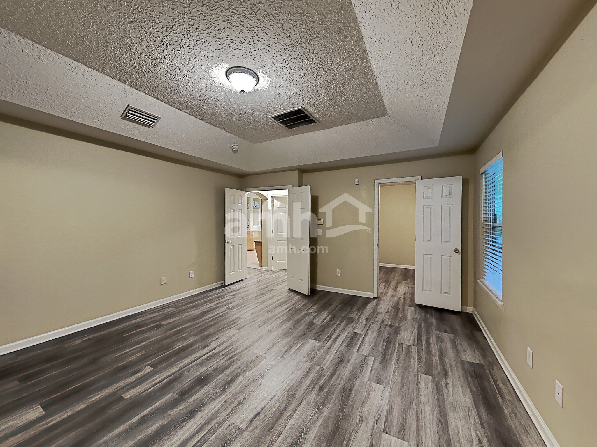 Building Photo - 1333 Sylvie Ln