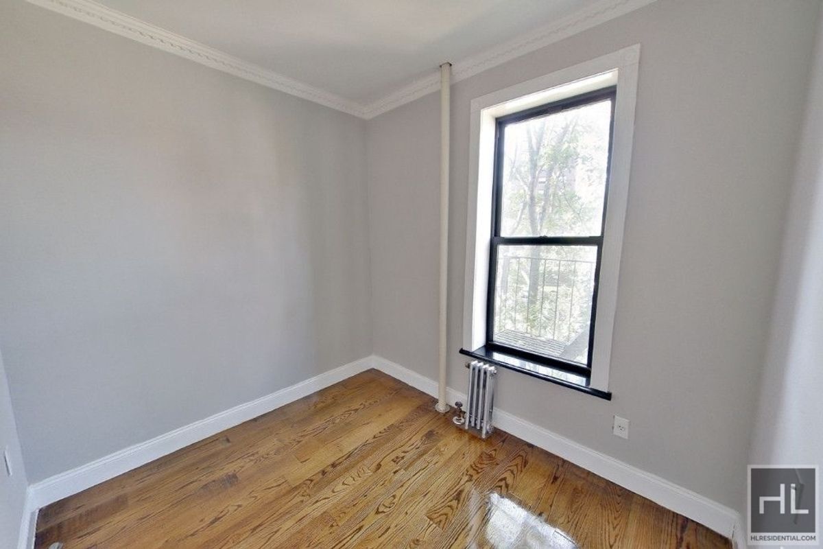 Building Photo - E 105TH ST.