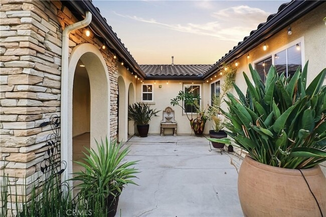 Building Photo - 16935 Eagle Peak Rd