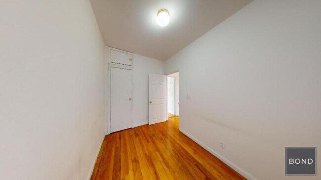 Building Photo - 3 bedroom in Manhattan NY 10003