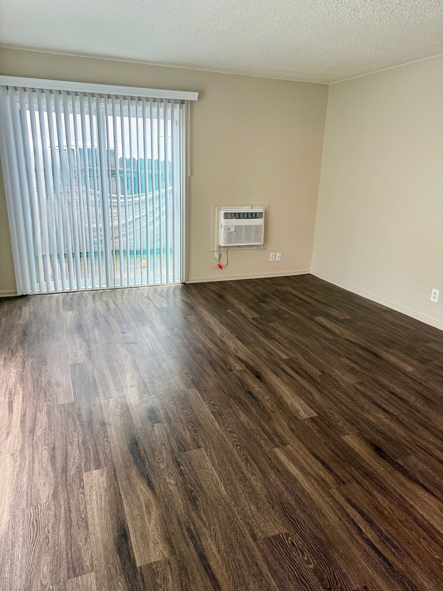 Building Photo - Olive Court Apartments