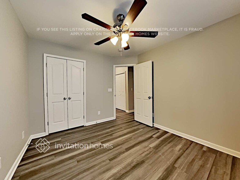 Building Photo - 9947 Davis Lake Pkwy