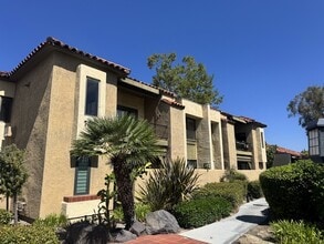 Building Photo - 7380 Park Ridge Blvd