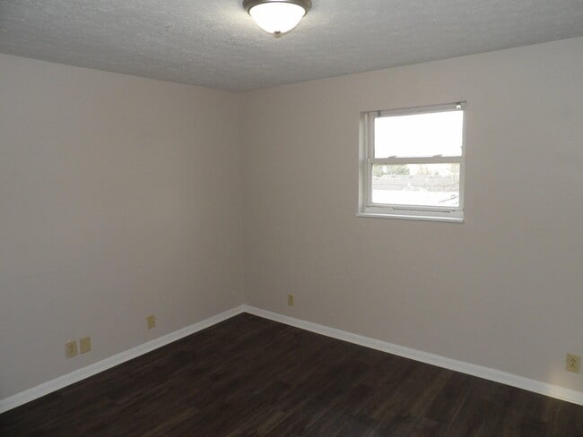 Building Photo - 302 Quachita Trail