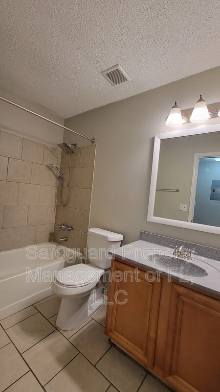 Building Photo - 6332 W Fairfield Dr