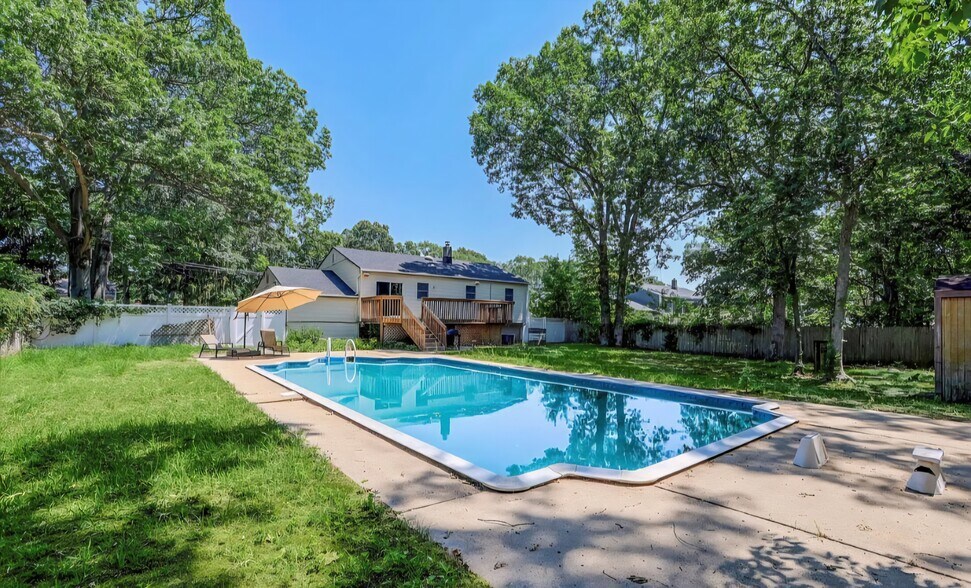 Building Photo - 23 Princeton Dr