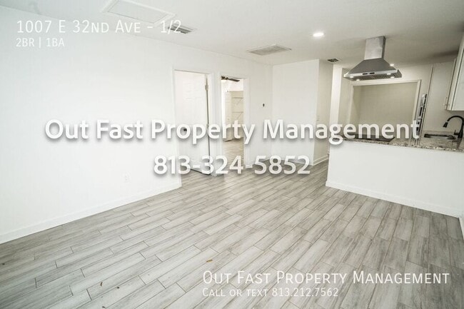 Building Photo - 1007 E 32nd Ave