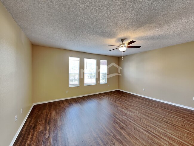 Building Photo - 9448 Candice Ct