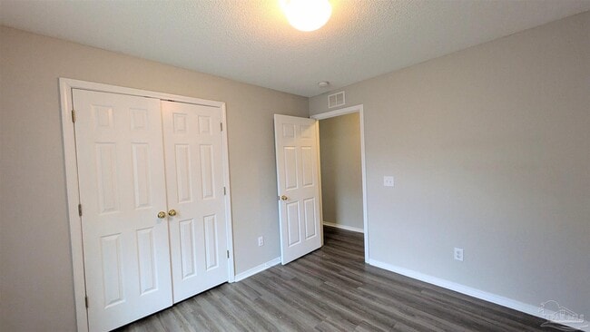 Building Photo - 8660 Figland Ave