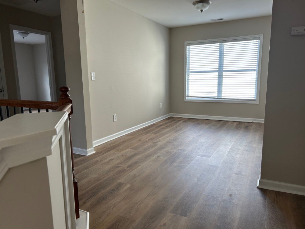 Loft - 5785 Asby Way