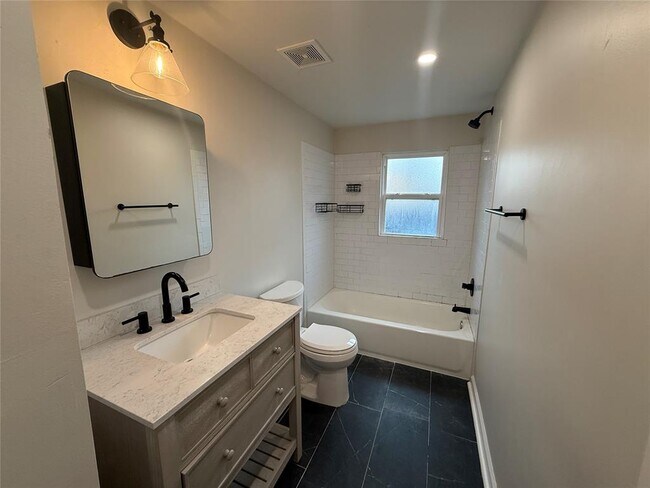 Building Photo - 1205 Military Ct