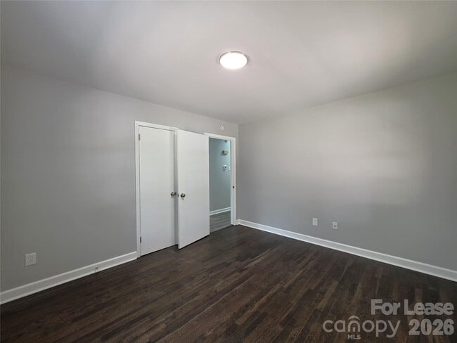 Building Photo - 502 Cardinal Ct