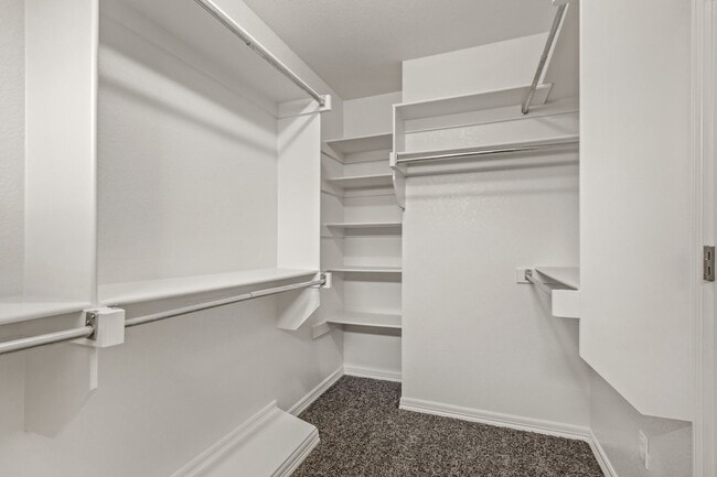 Building Photo - Beautiful Two-Story House.