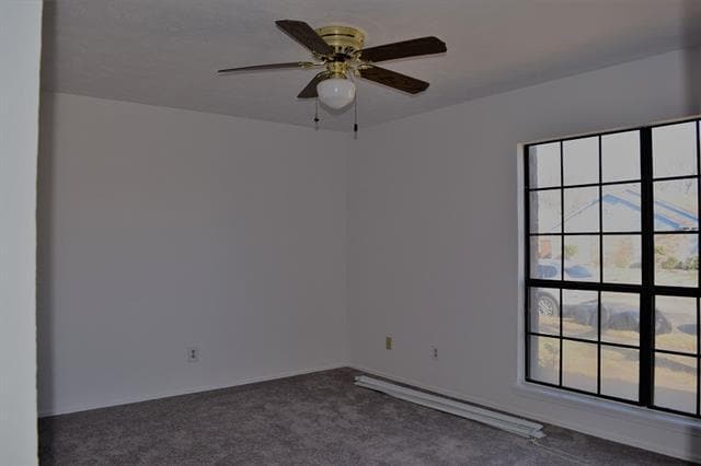 Building Photo - 4605 Horizon Dr
