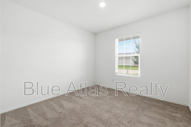 Building Photo - 510 Olmstead Dr