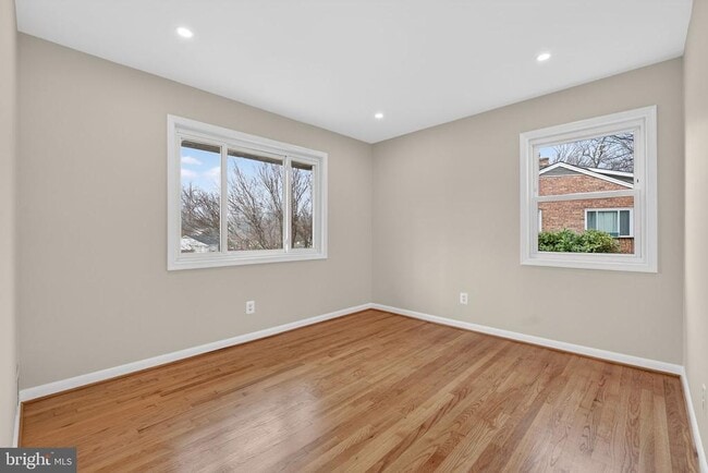 Building Photo - 7507 Murillo St