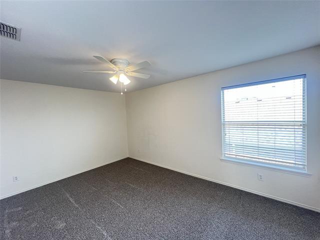 Building Photo - 2323 Dogwood Dr