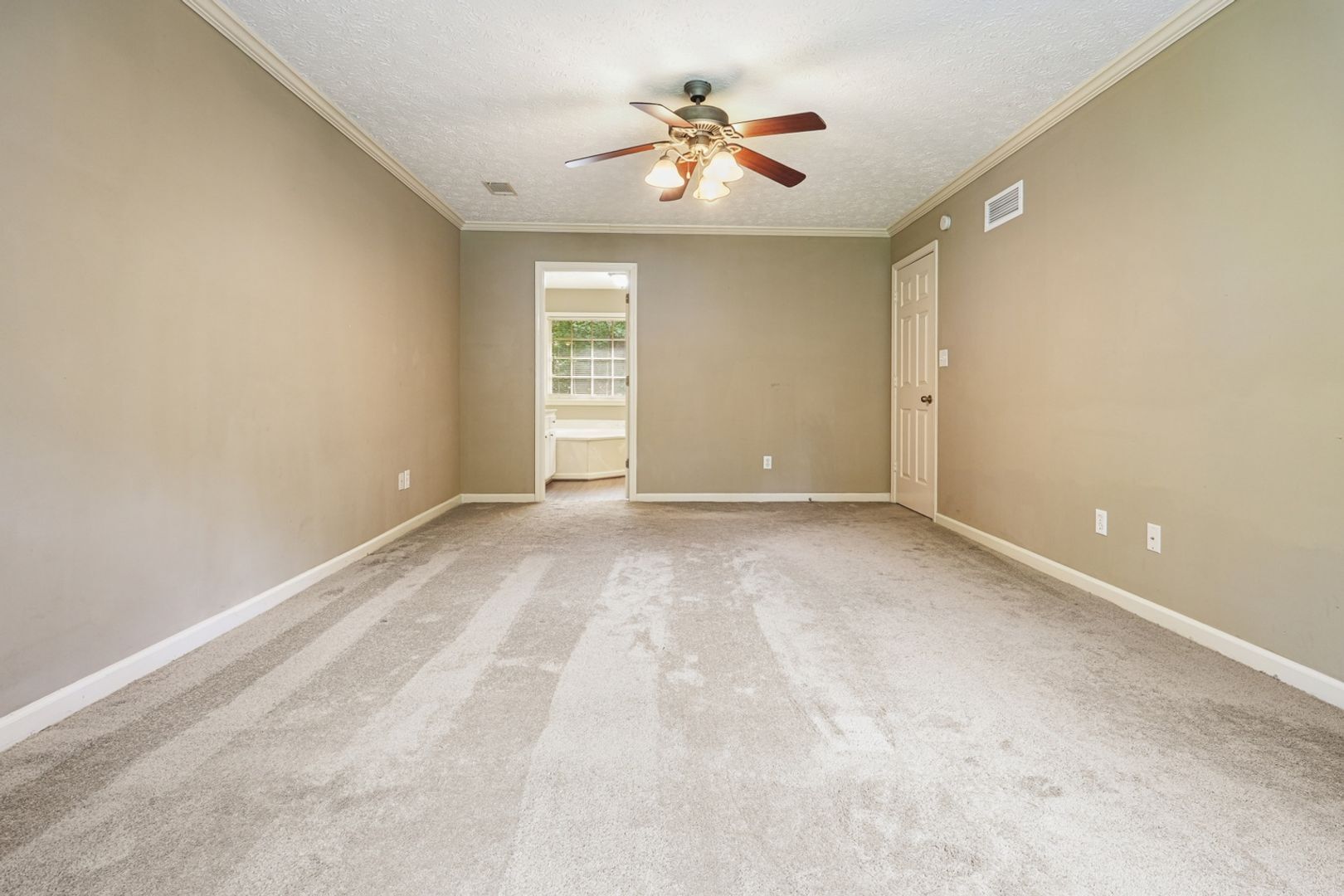 Building Photo - 2245 Mills Wood Run