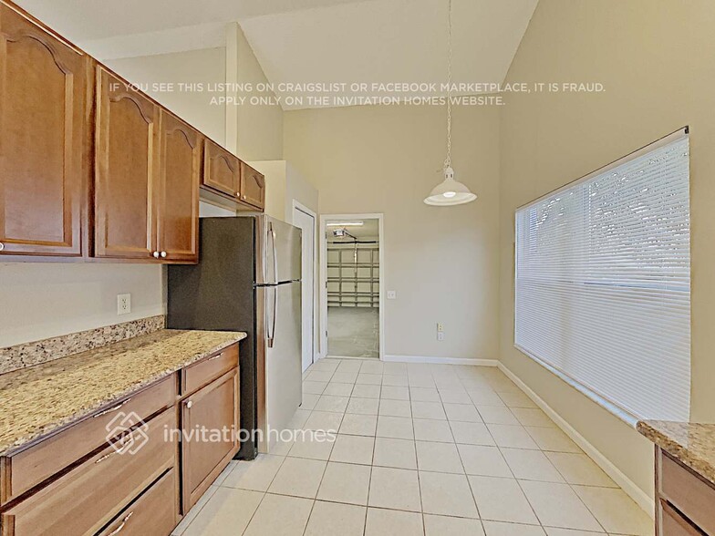 Building Photo - 203 Island Water Way