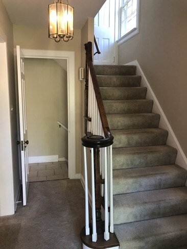 Building Photo - 18124 Lomond Blvd