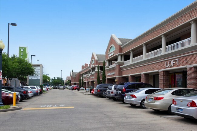 Building Photo - 2400 N Braeswood Blvd