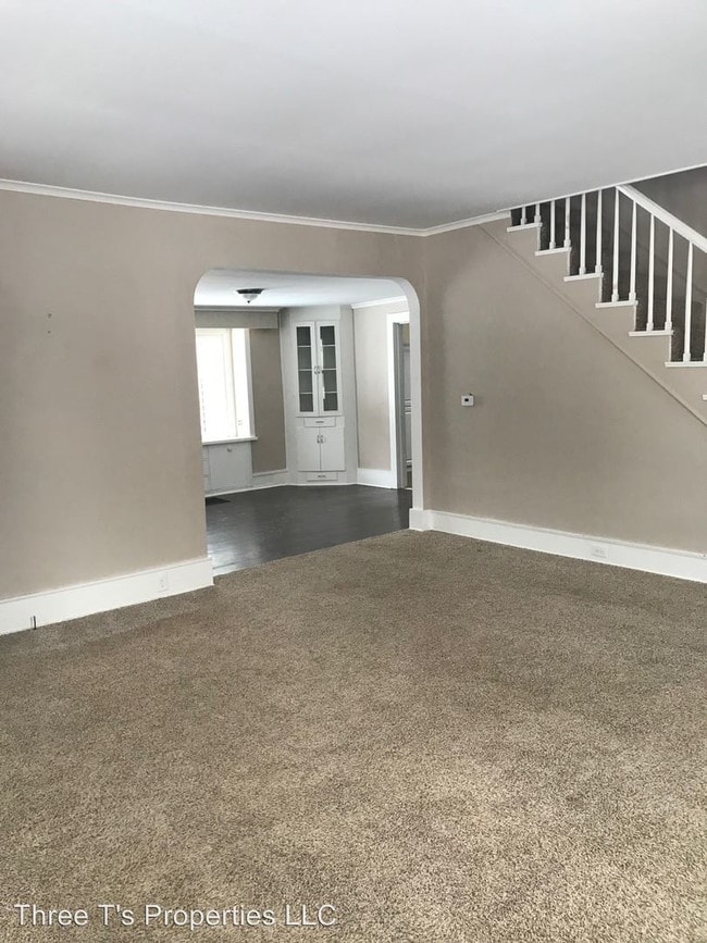 Building Photo - 5 br, 2 bath House - 119 E. Oliver Street