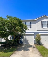 Building Photo - 302 Cherry Way